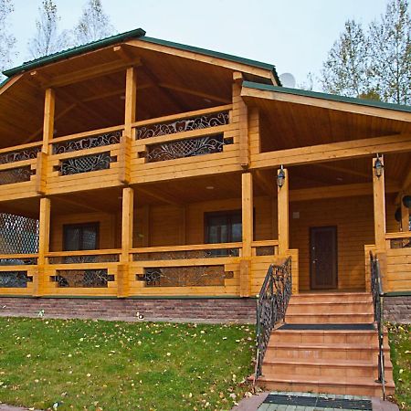 Hostal Комплекс Відпочинку Goldfіsh Сlub Babintsy Exterior foto
