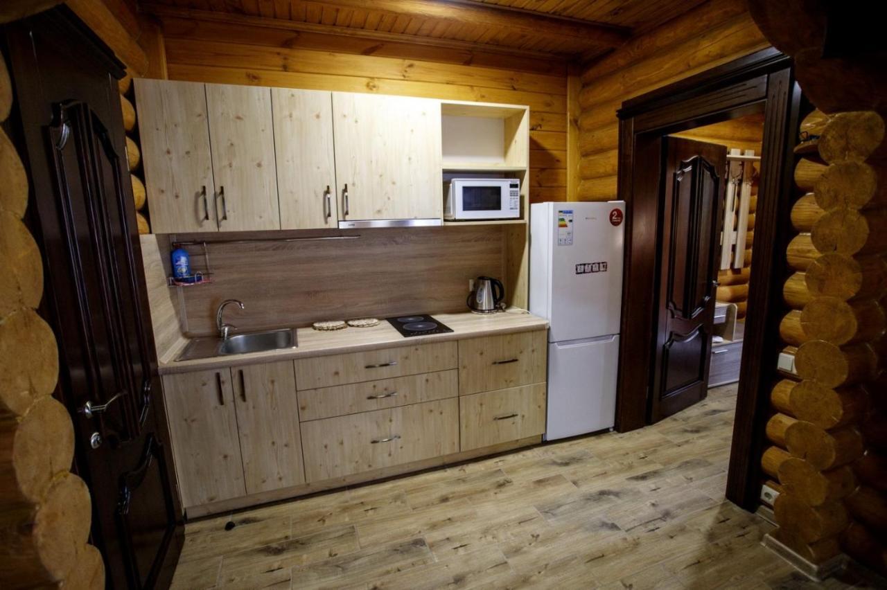 Hostal Комплекс Відпочинку Goldfіsh Сlub Babintsy Exterior foto