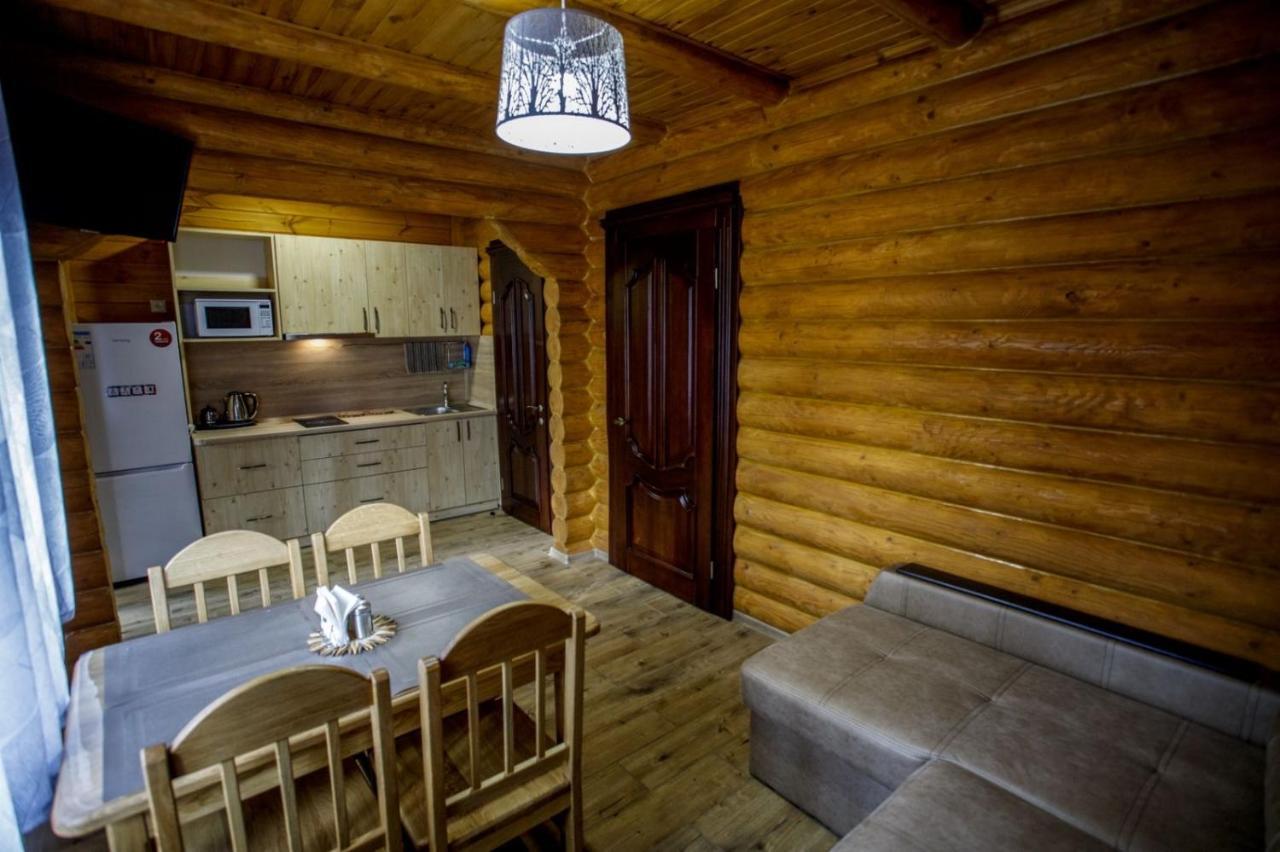 Hostal Комплекс Відпочинку Goldfіsh Сlub Babintsy Exterior foto