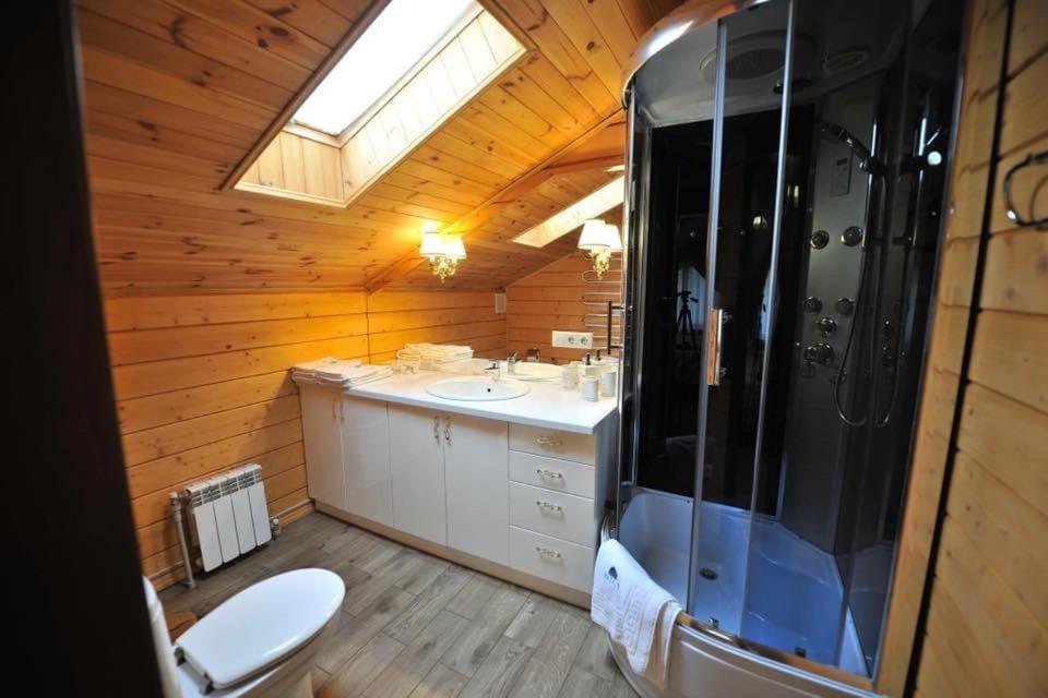 Hostal Комплекс Відпочинку Goldfіsh Сlub Babintsy Exterior foto